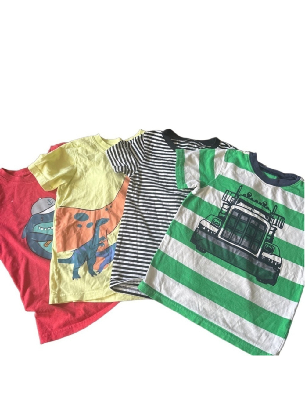CARTER'S Size 5T Bundle of Four T-shirts